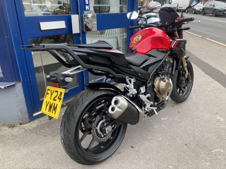 HONDA CB500 2024 - FSH - HUGGER - REAR GIVI RACK - PUIG SCREEN- TANK PAD 