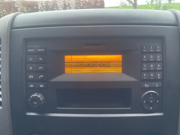 Mercedes-Benz Sprinter Luton van 2015