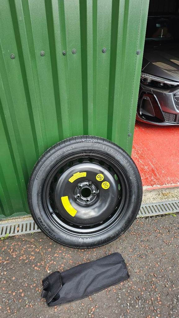 Brand new x5 spare wheel and jack