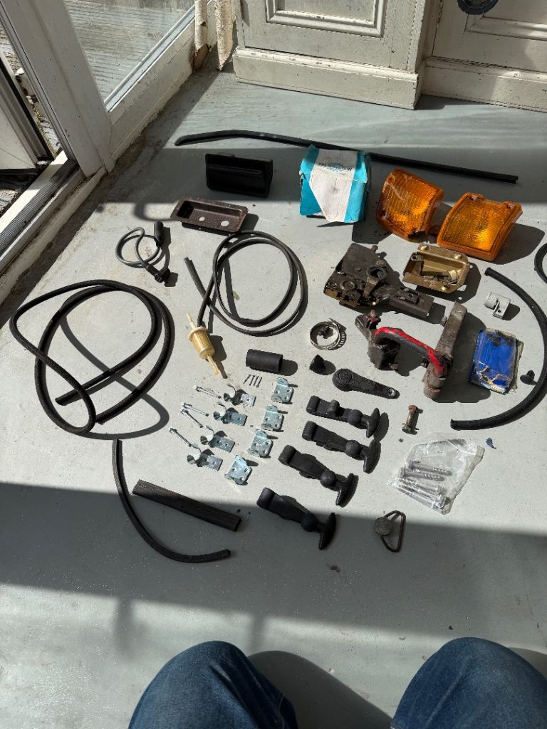 VW T25 1983 Rare parts - some new some old!