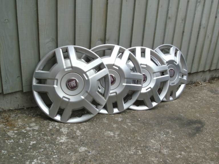 Fiat Ducato hub cups set