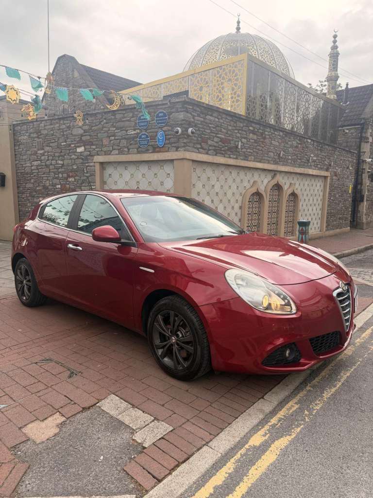 2011 Alfa Romeo Giulietta Lusso Turbo Long MOT Excellent Service History