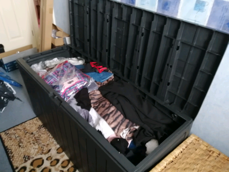 For sale job lot as seen of Ladies Clothes  Size S/M 10/12