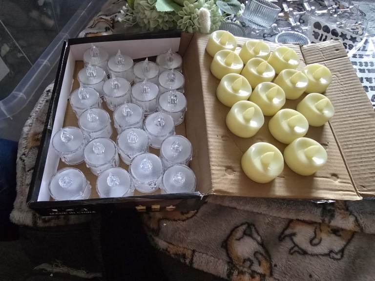 Bulk wedding decorations £150