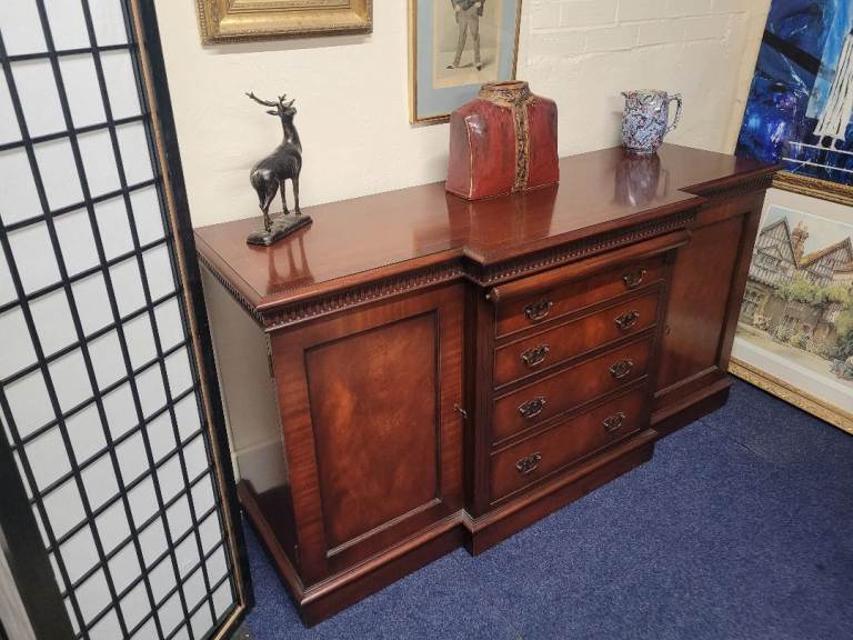 Stunning top quality solid mahogany breakfront sideboard 