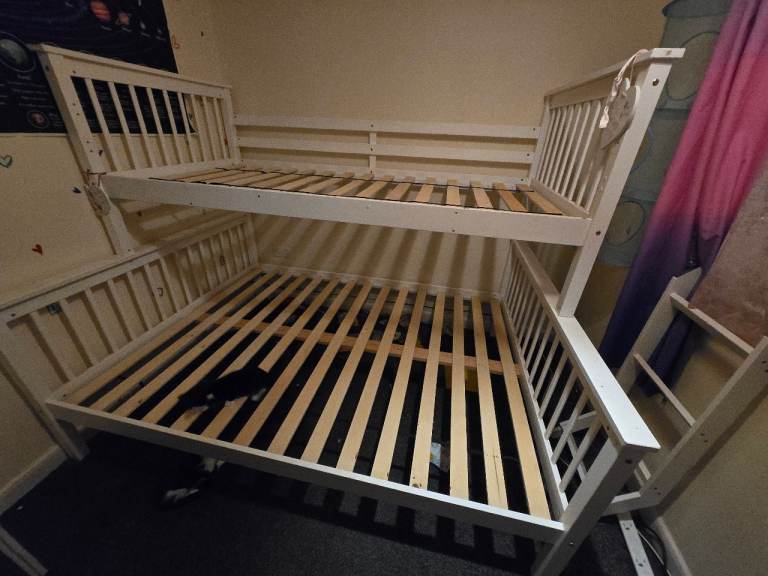 White solid wood Triple Bunk bed, Double with single over. Can also be used separately.