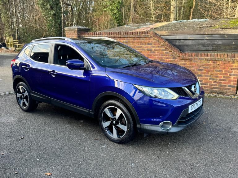 2017 Nissan Qashqai 1.5 dCi N-Vision 5dr HATCHBACK Diesel Manual