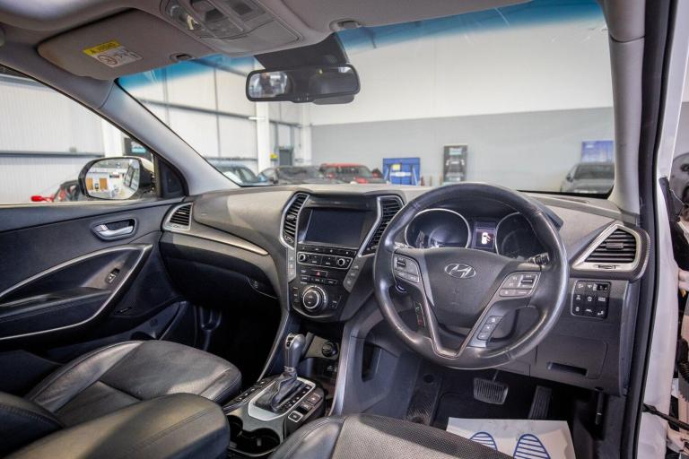 2016 Hyundai Santa Fe 2.2 CRDi Blue Drive Premium SE 5dr Auto [7 Seats] ESTATE DIESEL Automatic