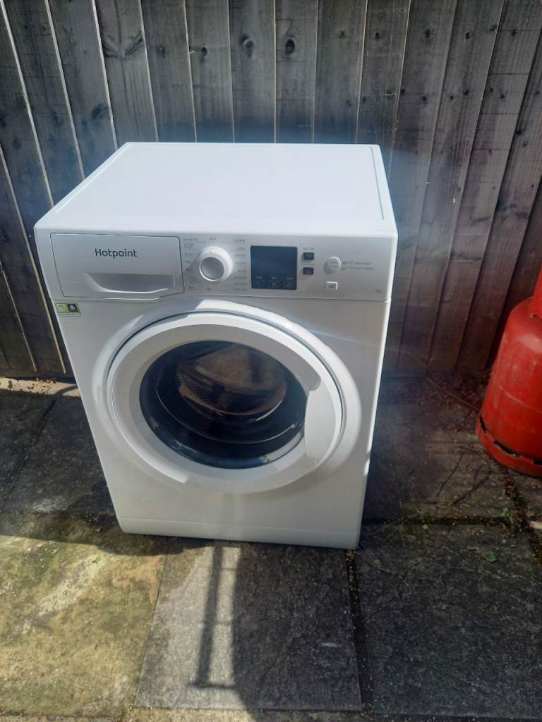Hotpoint 7kg washing machine