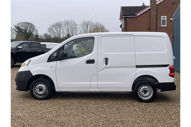 2013 Nissan NV200 1.5 dCi 89 SE Van CAR DERIVED VAN DIESEL Manual