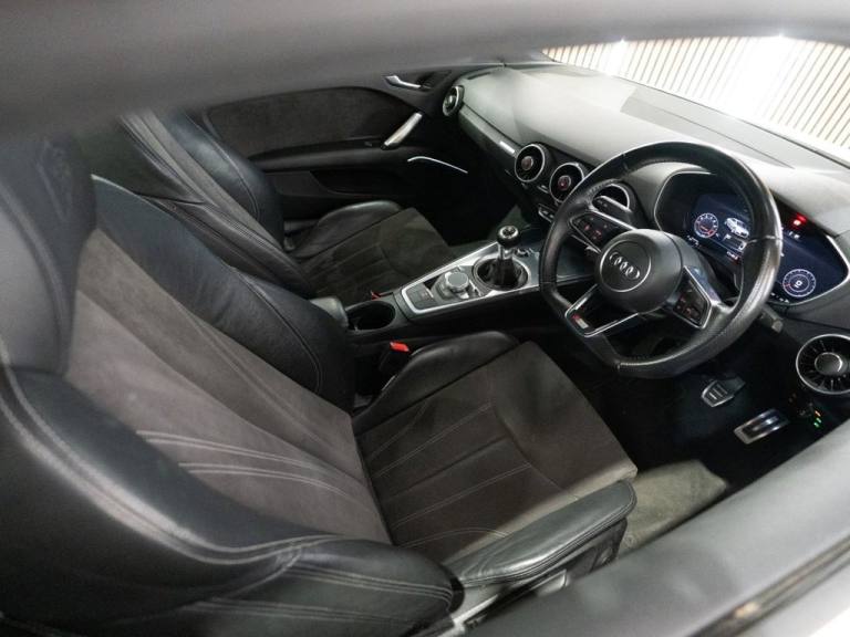2017 Audi TT 1.8 TFSI Black Edition Coupe 3dr Petrol Manual Euro 6 (s/s) (180 ps) Coupe Petrol Ma...