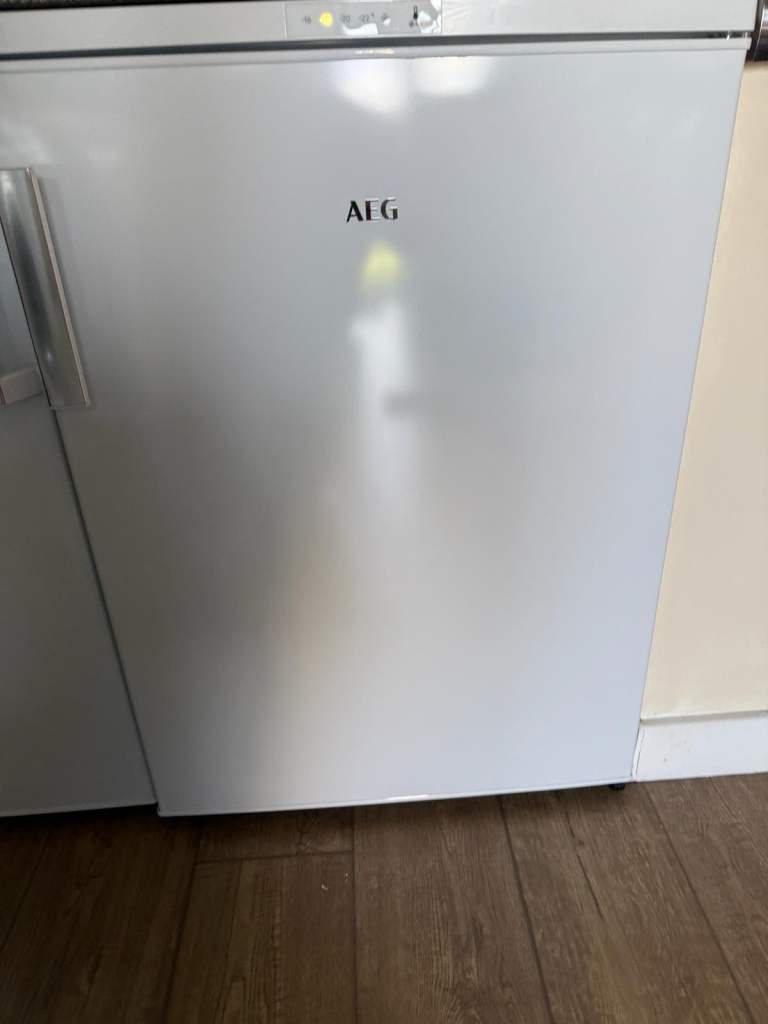 AEG Undercounter freezer