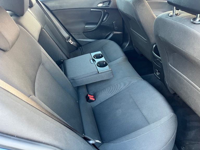 Vauxhall, INSIGNIA,ULEZ , £20 tax,diesel , cheap family Hatchback, 2015, Manual, 1956 (cc), 5 doors