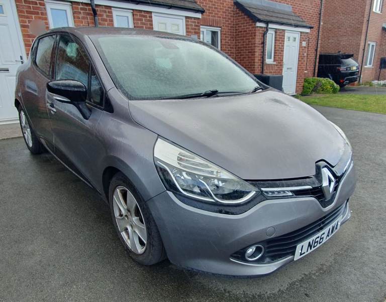 Renault, CLIO, Hatchback, 2016, Semi-Auto, 1461 (cc), 5 doors