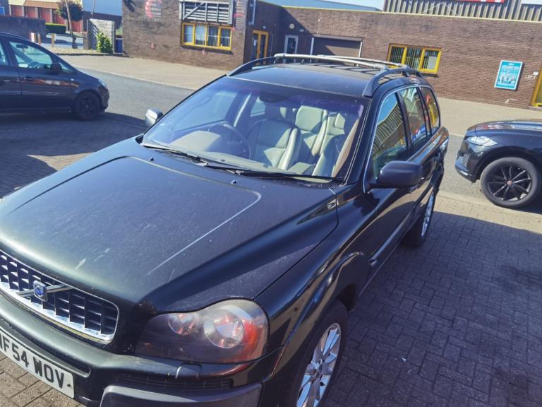 Opportunity : 2005 Volvo XC90 and 2007 Honda Legend