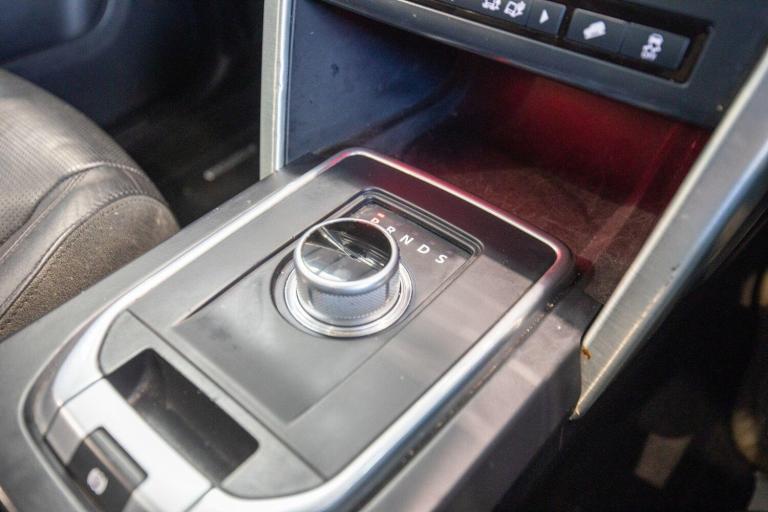 2016 Land Rover Discovery Sport 2.0 TD4 HSE Luxury SUV 5dr Diesel Auto 4WD Euro 6 (s/s) (180 ps) ...