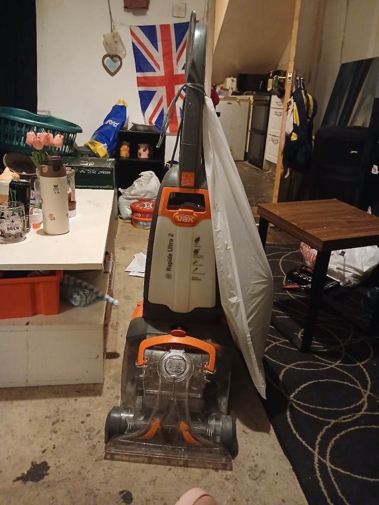 Vax Rapide Ultra 2 Carpet Cleaner - Good Condition