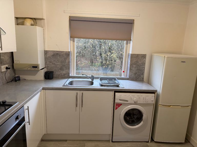 Two bedroom furnished/unfurnished flat for rent in Motherwell 