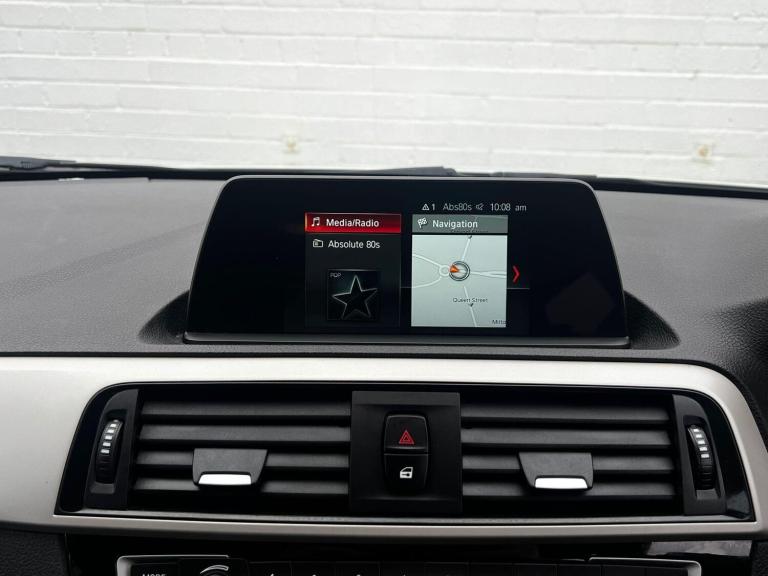 2018 BMW 1 Series 116d SE Business 5dr [Nav/Servotronic] HATCHBACK DIESEL Manual