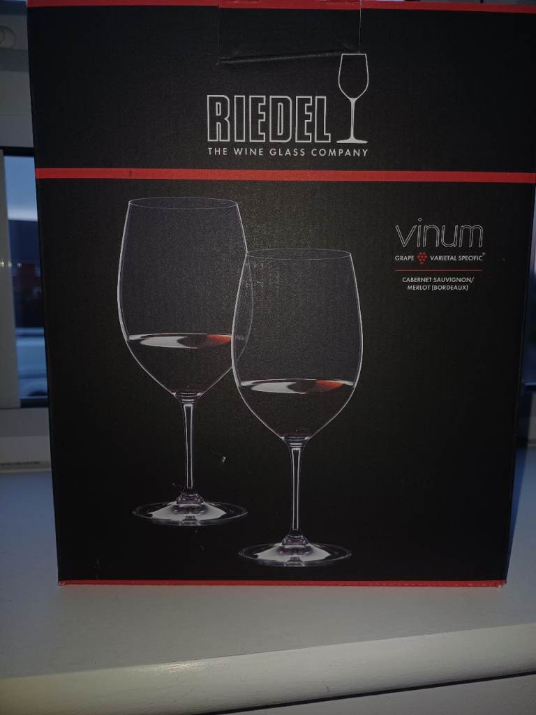 RIEDEL Wine Glasses ( pair ) 