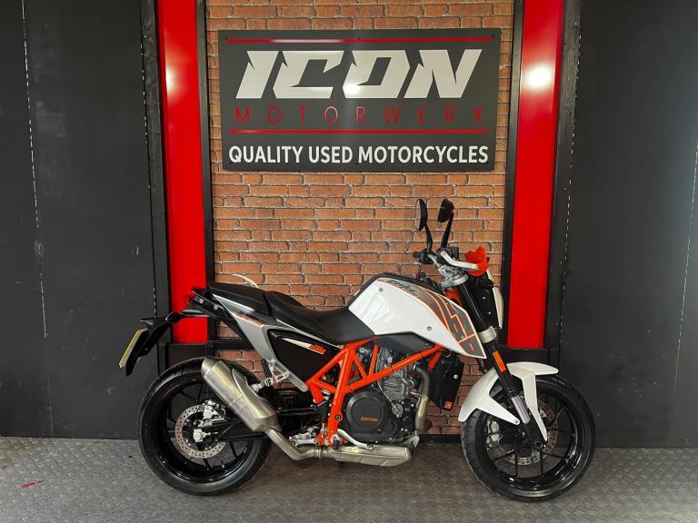 2014 KTM 690 DUKE LOW MILES 4469 FROM NEW