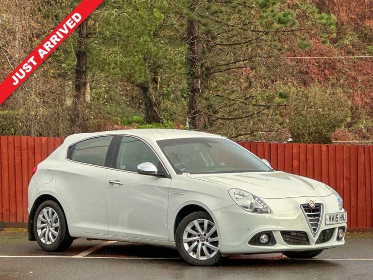 2015 Alfa Romeo Giulietta 2.0 JTDM-2 Business Edition Hatchback 5dr Diesel TCT Euro 5 (s/s) (175 ...