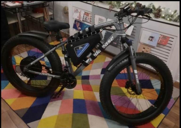 Brand new 5000w 72v fat bike