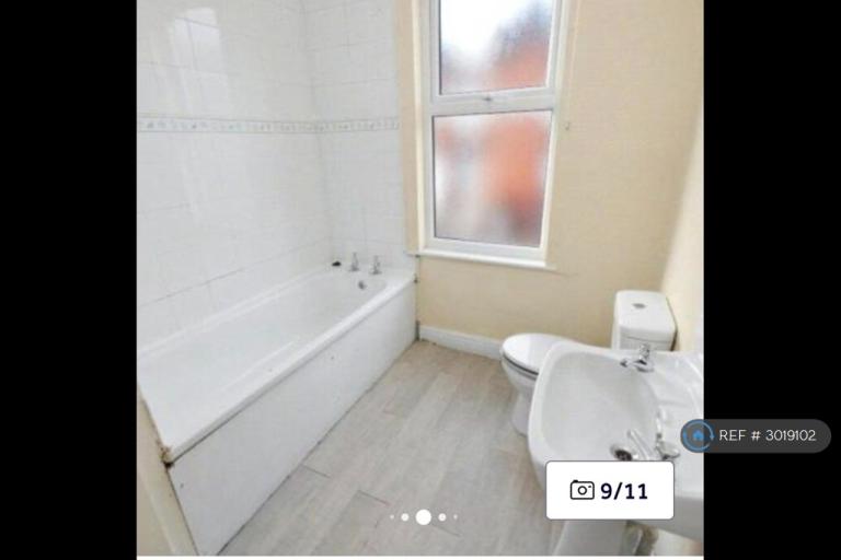 2 bedroom house in Mitford Place, Leeds, LS12 (2 bed) (#3019102)