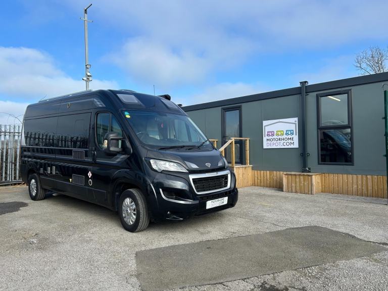 2021 Auto-Sleepers Warwick Duo (60th Anniversary Edition)