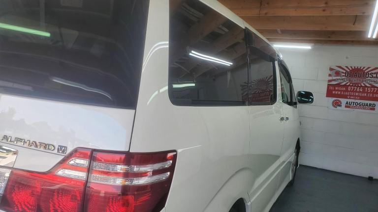 Toyota Alphard 2.4 automatic 8 seater refurbed alloys in grey 82k miles 2006 