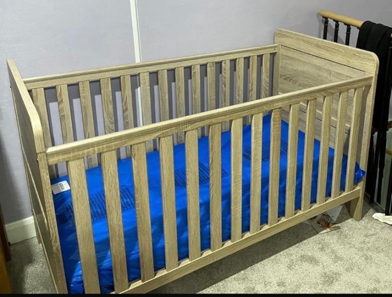 Cot bed 