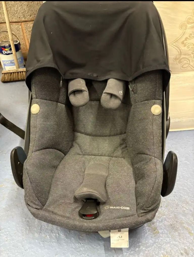 Maxi cost car seat 