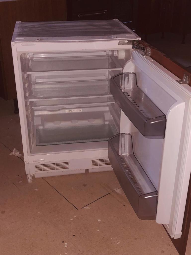 Integrated lamona fridge