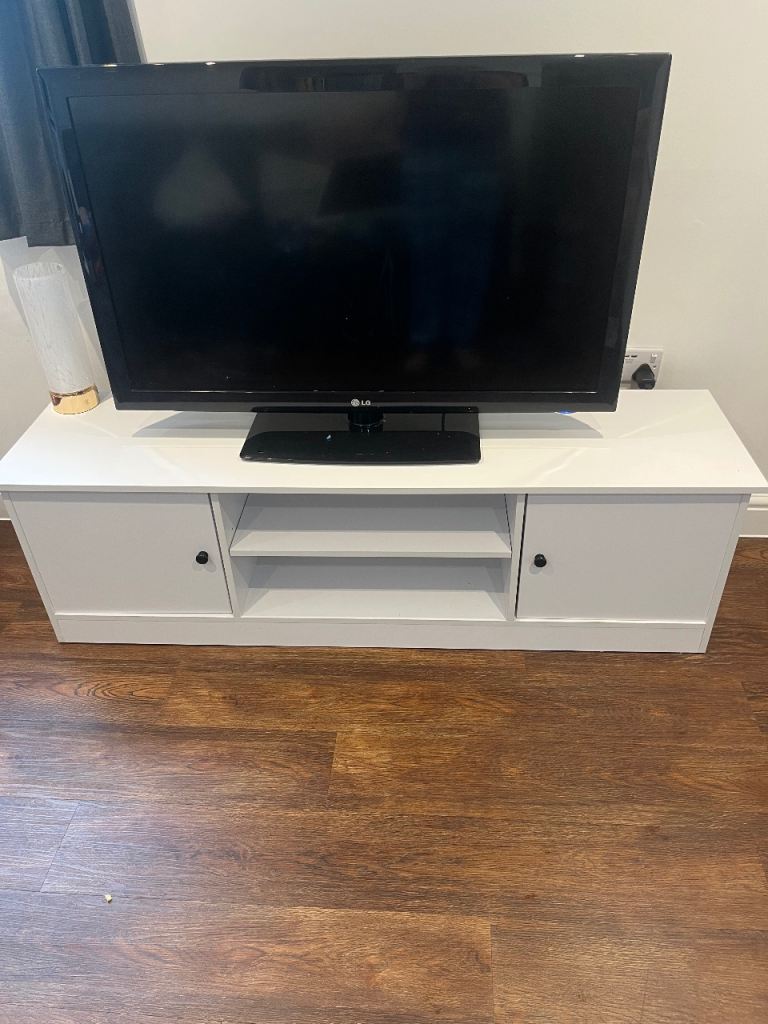 FREE Tv unit needs Collecting today