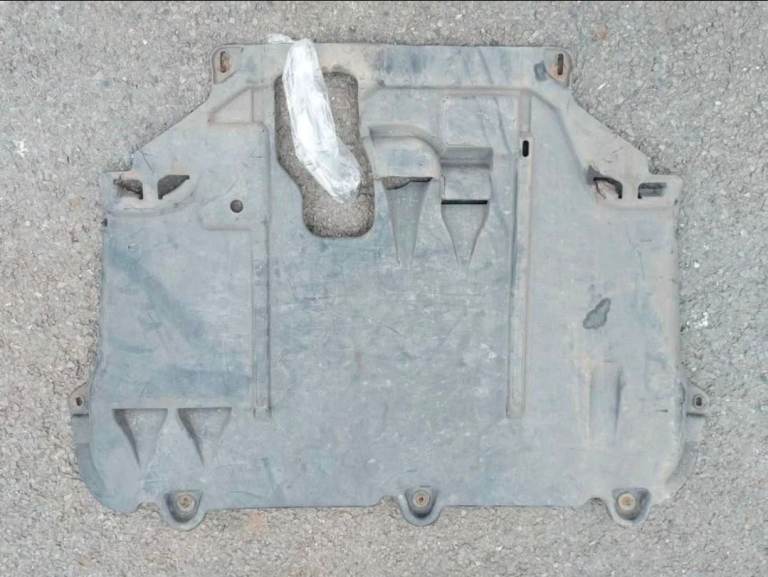 FORD KUGA MK1 2008 - 2012 ENGINE COVER / UNDERTRAY + FIXINGS