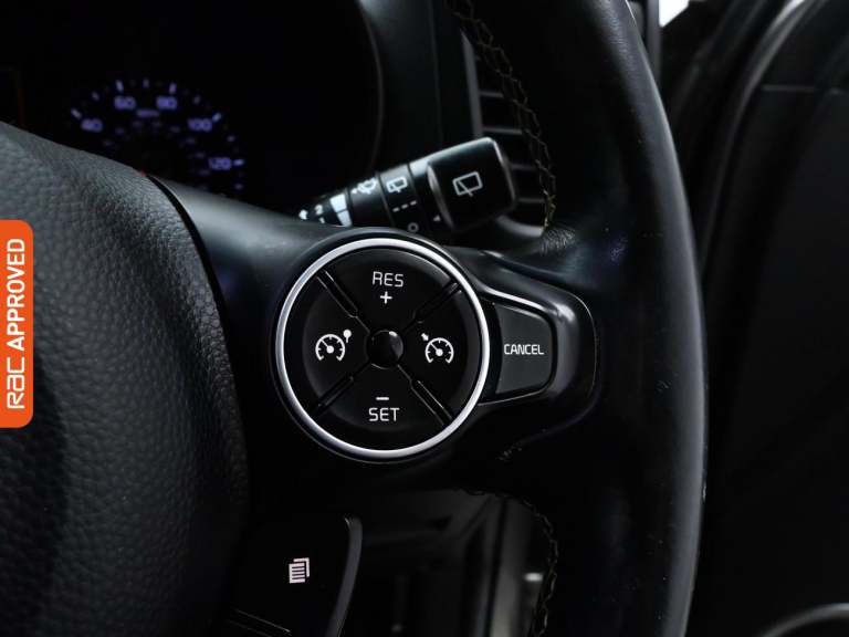 2015 Kia Soul 1.6 CRDi Maxx SUV 5dr Diesel Manual Euro 5 (126 bhp) Hatchback DIESEL Manual