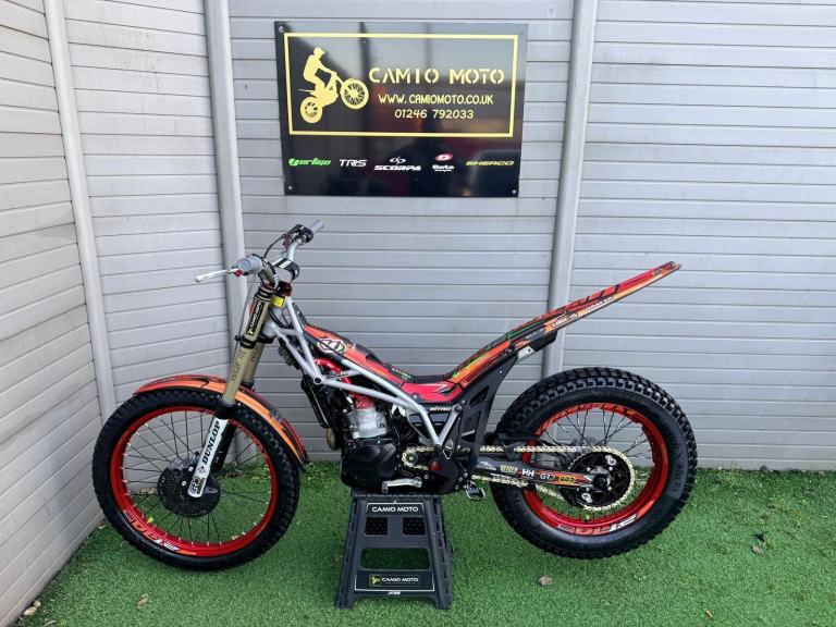 2025 Vertigo Nitro Dougie Lampkin Replica 300 Trials Bike