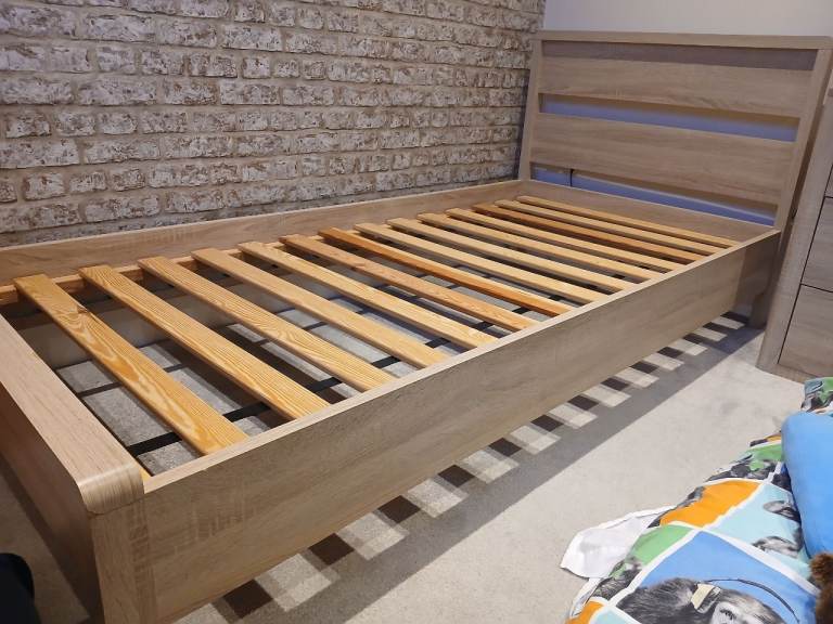 Children's single bed