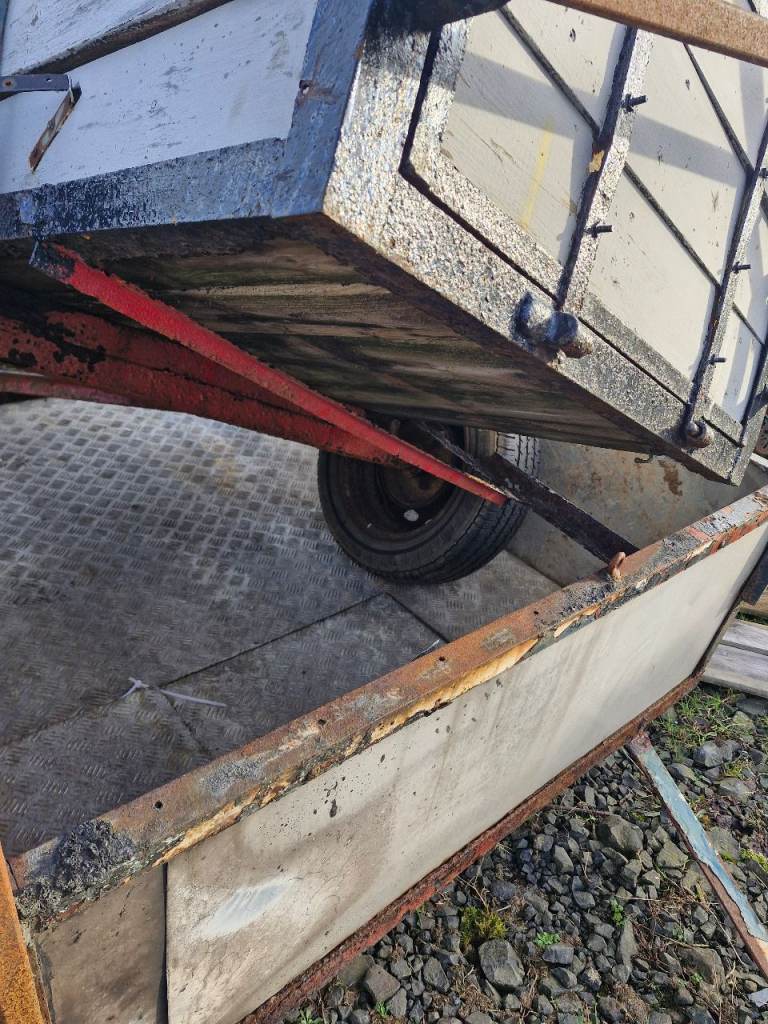 Two trailers to fix up 