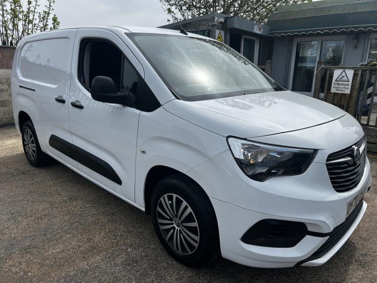 VAUXHALL COMBO 1.5 Turbo D 2300 Sportive lwb twin doors 2020