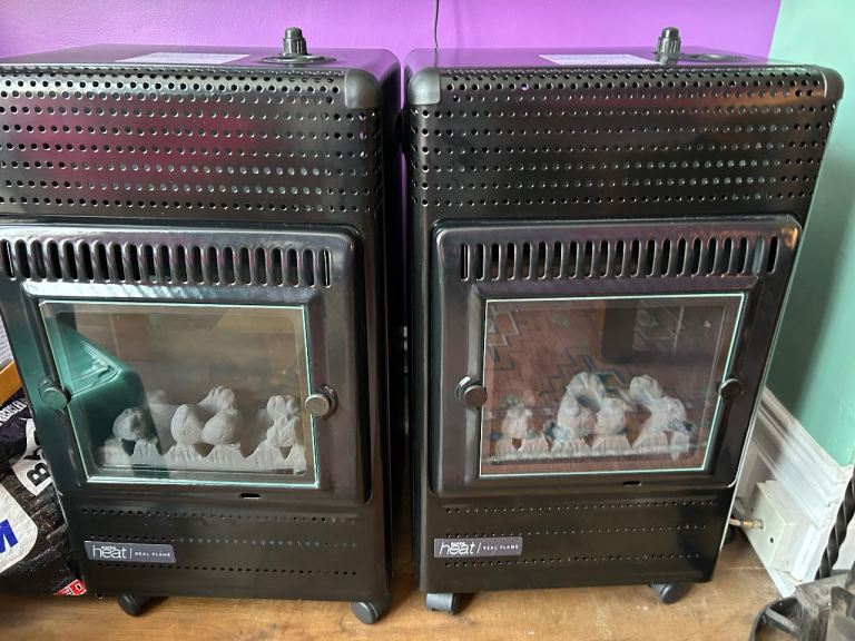 Coal effect gas fires