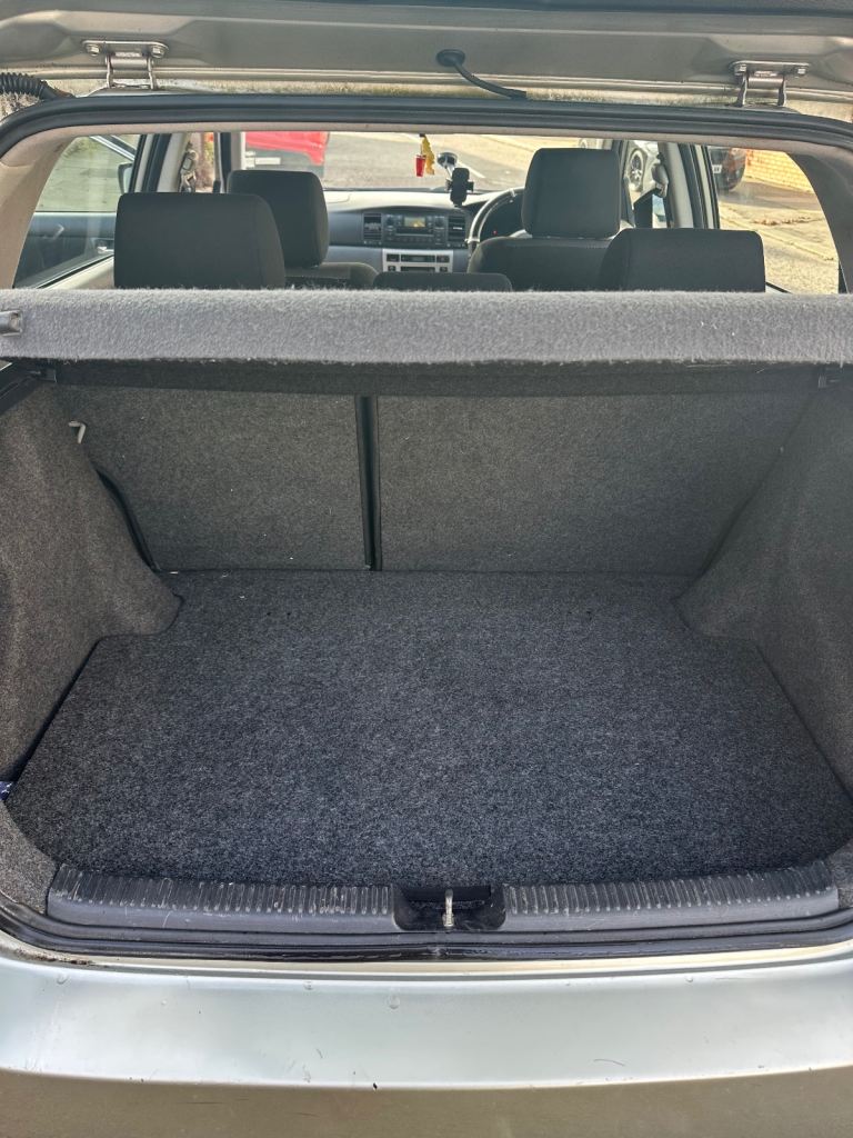 Toyota, COROLLA, Hatchback, 2006, Manual, 1598 (cc), 5 doors