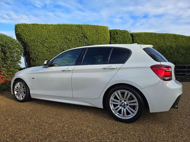 BMW 1 SERIES 118i M SPORT - AUTOMATIC - 5 DOOR - 2012 - WHITE **LOW MILES**