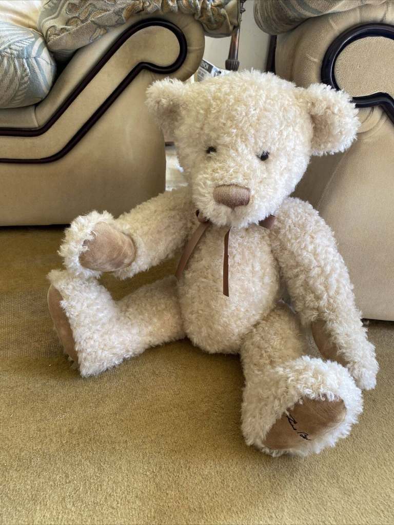 Russ Berrie Farrington Bear – Limited signature Edition