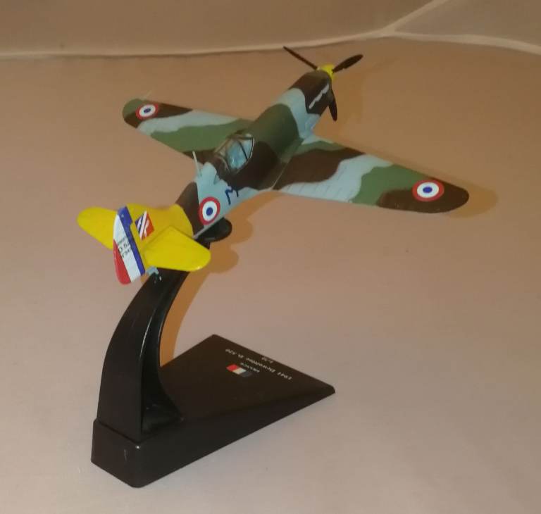 Amercom 1941 Dewoitine D.520 1:72 Scale Die-Cast Model Aircraft