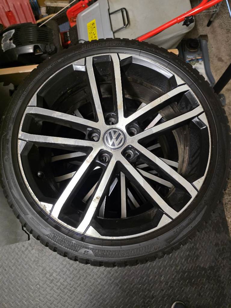 Genuine VW Nogaro 18" Alloys with Bridgestone Turanza 6 All Season Tyres 5.8-6.4mm tread.