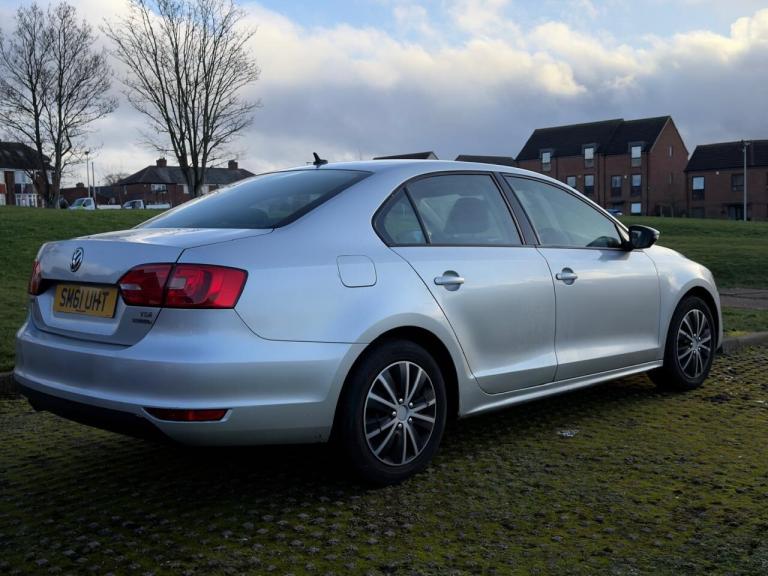 2012 Volkswagen Jetta 1.6 TDI CR Bluemotion Tech S 4dr SALOON Diesel Manual