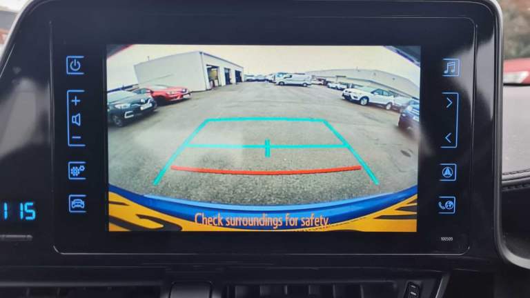 Toyota C-HR Hybrid 1.8 VVT-h Icon ULEZ Free Automatic CVT Excellent Condition