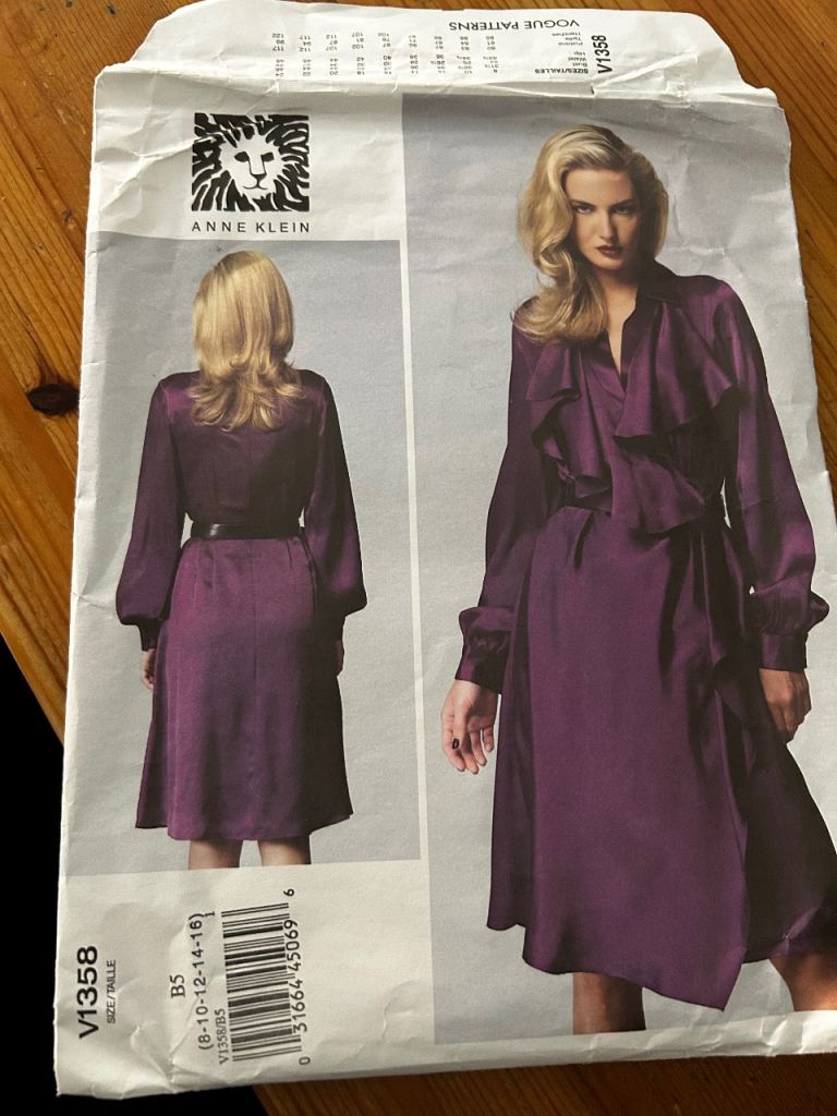 image for Vogue Anne Klein sewing pattern