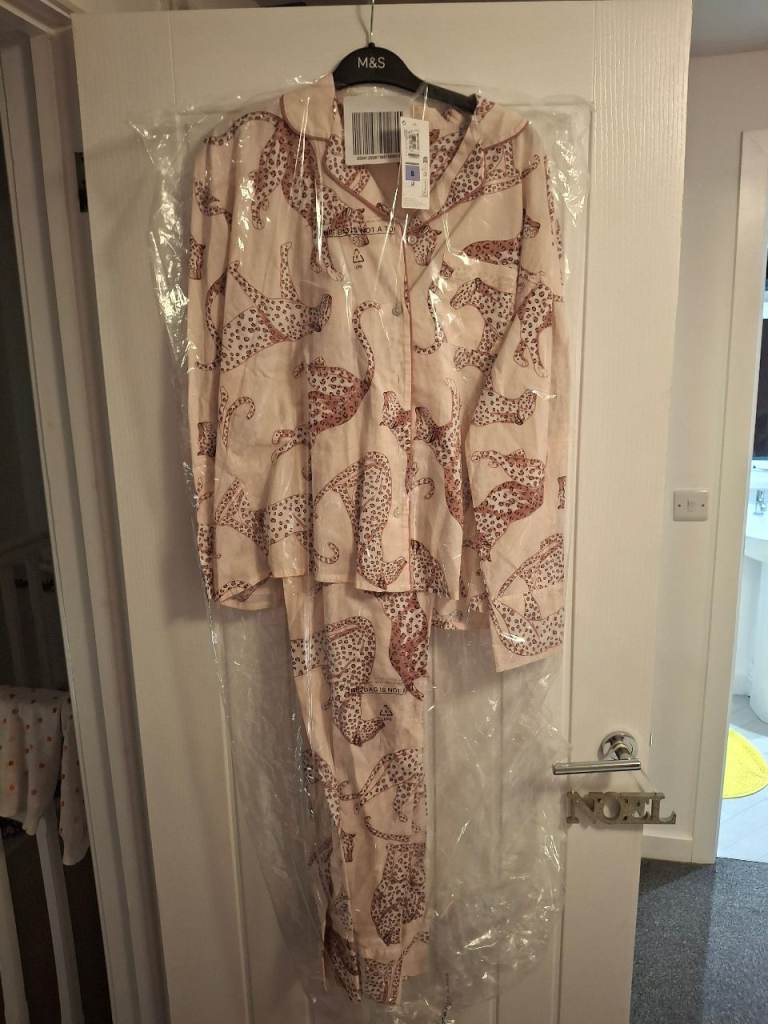 M&S ladies pyjamas brand new size 8